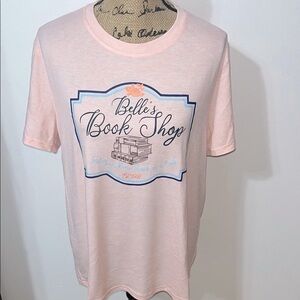 Pink Short Sleeve Graphic Tee with Crew Neck